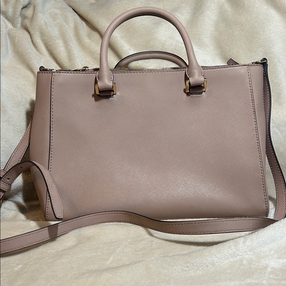 Michael Kors purse in very good condition - Picture 2 of 6